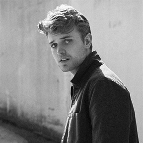 Sandro Cavazza