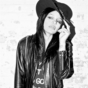 Fefe Dobson