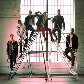 The Chainsmokers & 5 Seconds of Summer