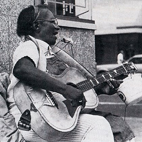 Flora Molton & the Truth Band