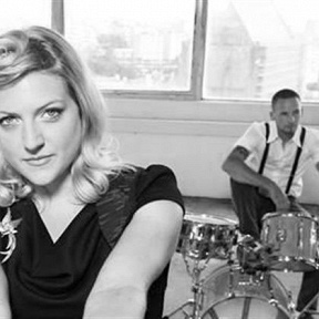 Laura Vane & the Vipertones