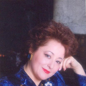 Michèle Command