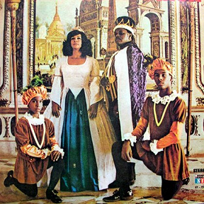 Ray & His Court